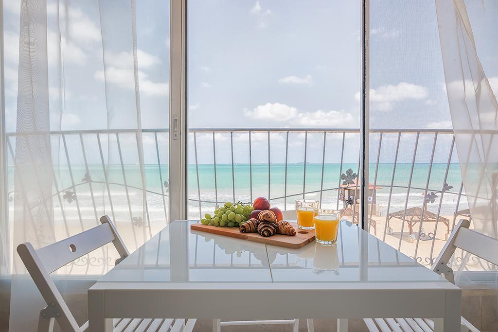 Dream On The Beach Хайфа Экстерьер фото